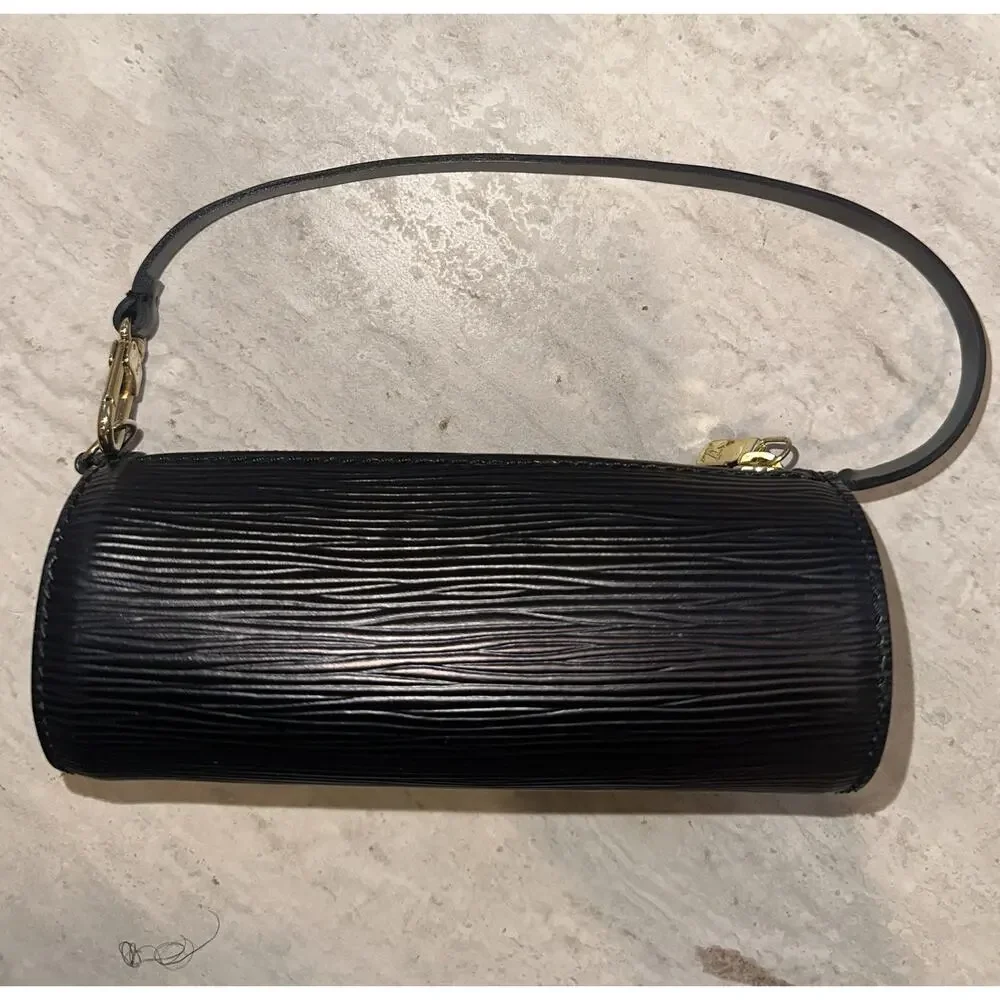 Louis Vuitton Black Mini Papillon Leather Handbag Purse Excellent Condition